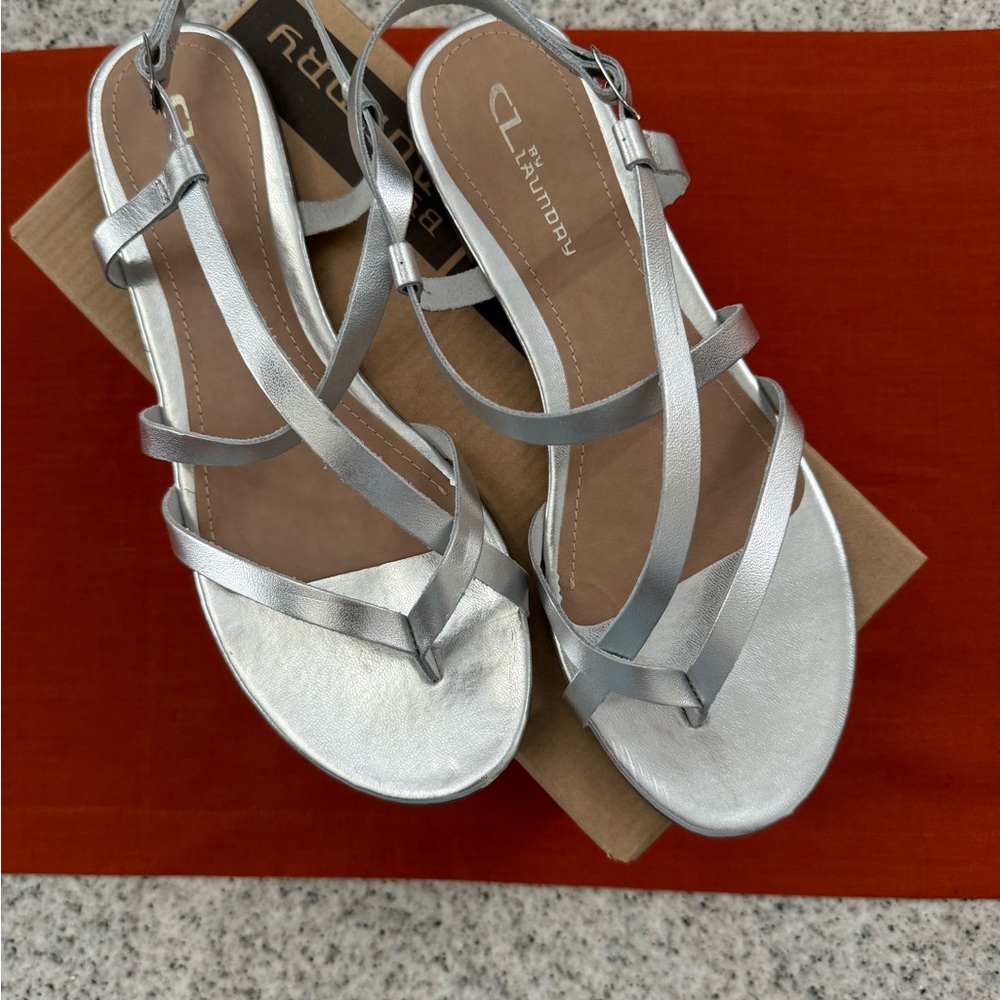 CL By Laundry “Active” Silver Leather Women’s Sandals, Size 9